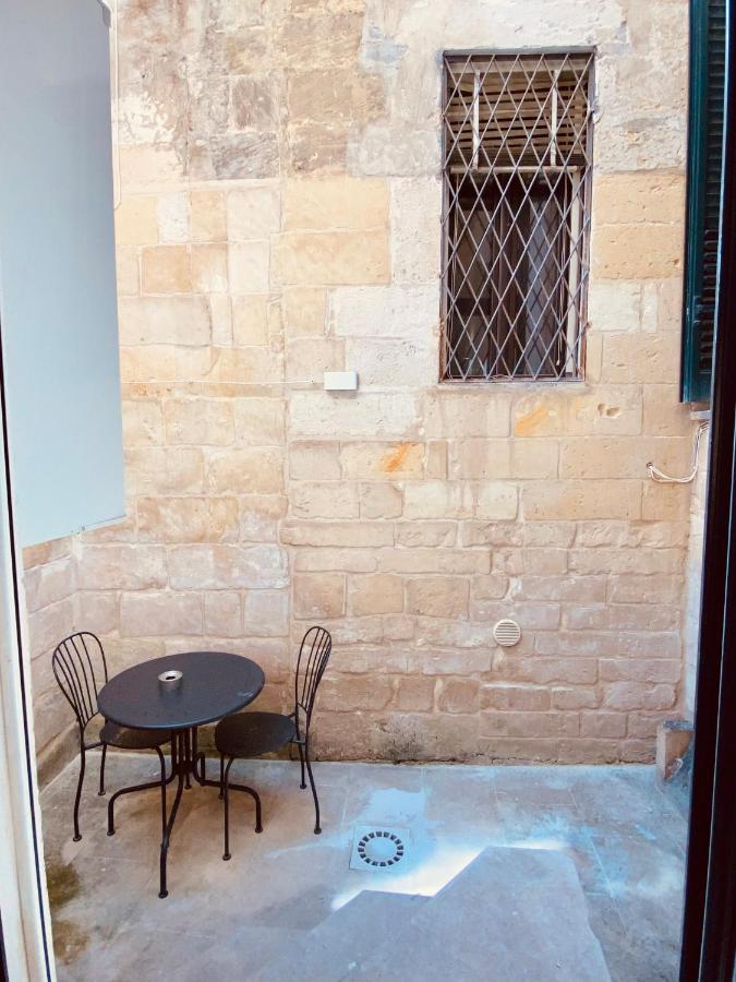 Casa Nathalie - Au Coeur Du Baroque Apartment Lecce Luaran gambar